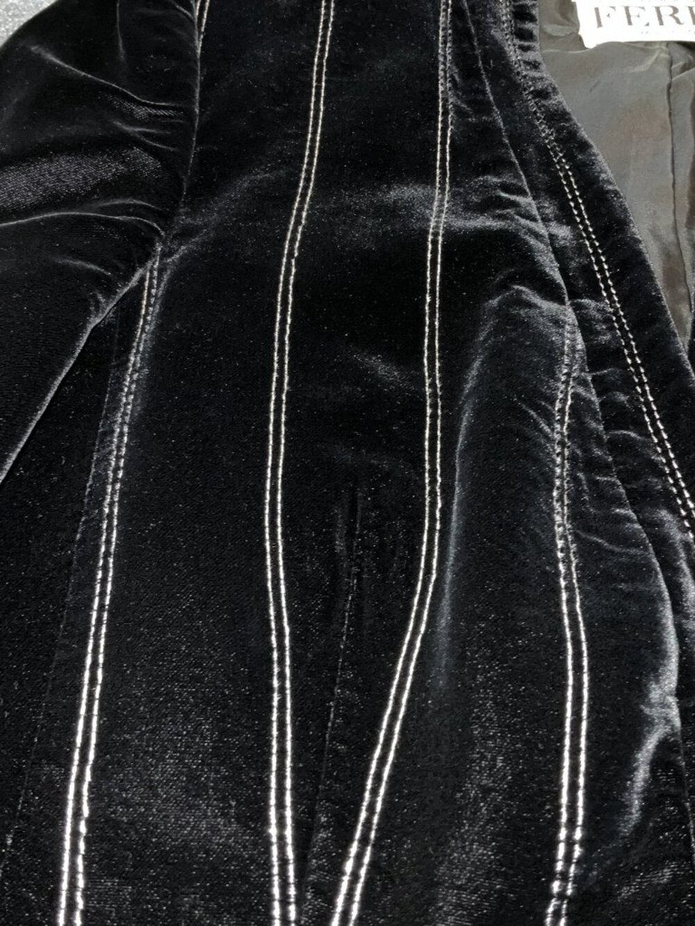 Gianfranco Ferre Velvet Blazer-Black with White Pinstripe Stitching IT 40 Italy - Picture 4 of 5